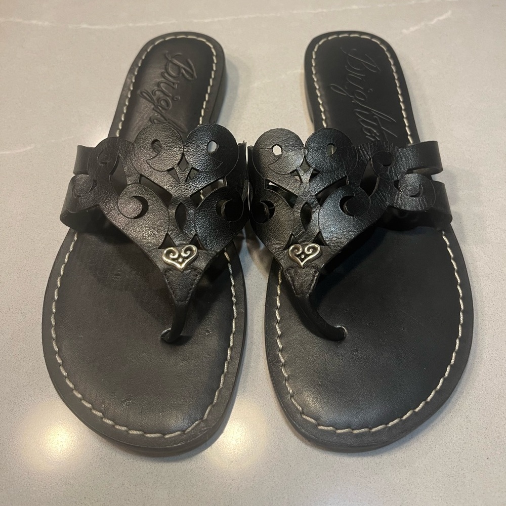 Brighton scalloped sandal